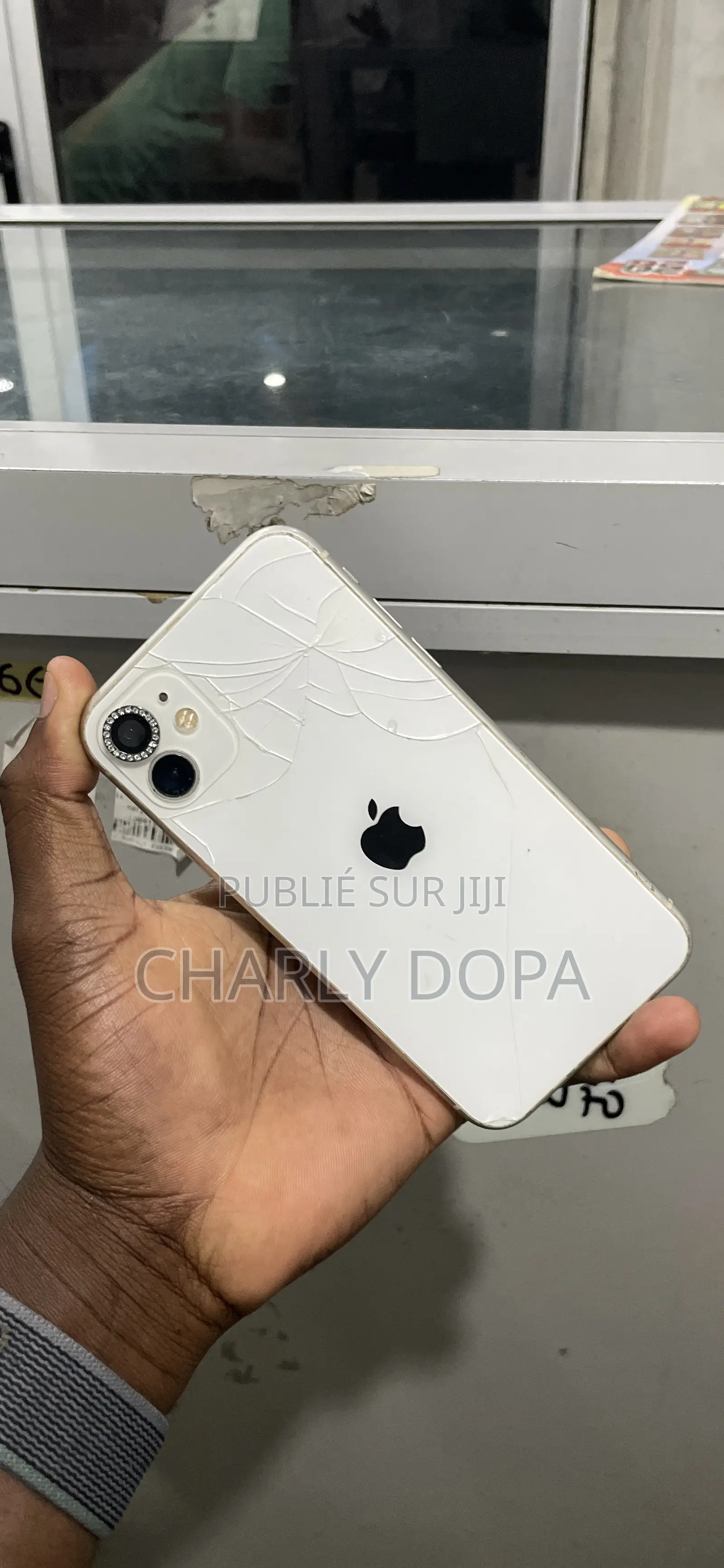 Apple iPhone 11 64 GB Blanc