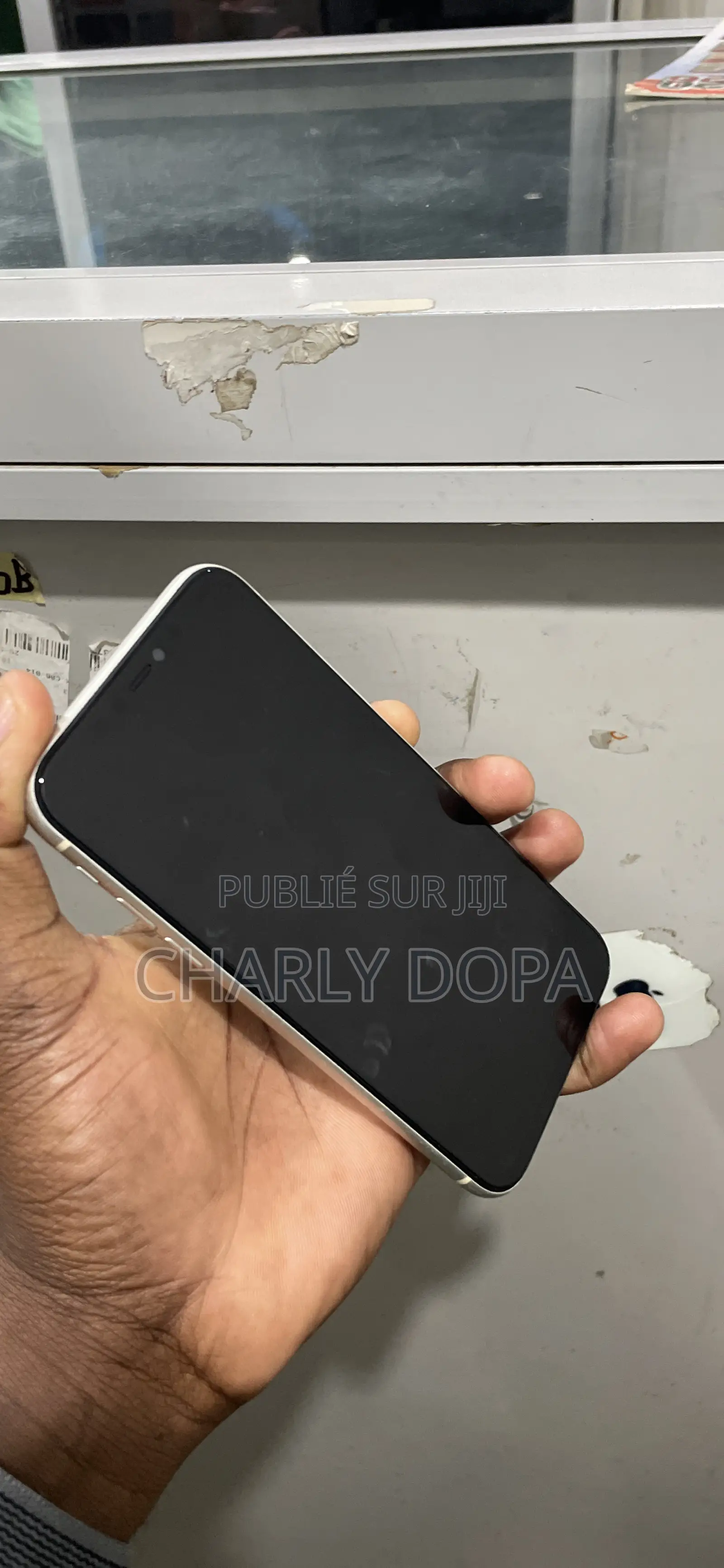 Apple iPhone 11 64 GB Blanc