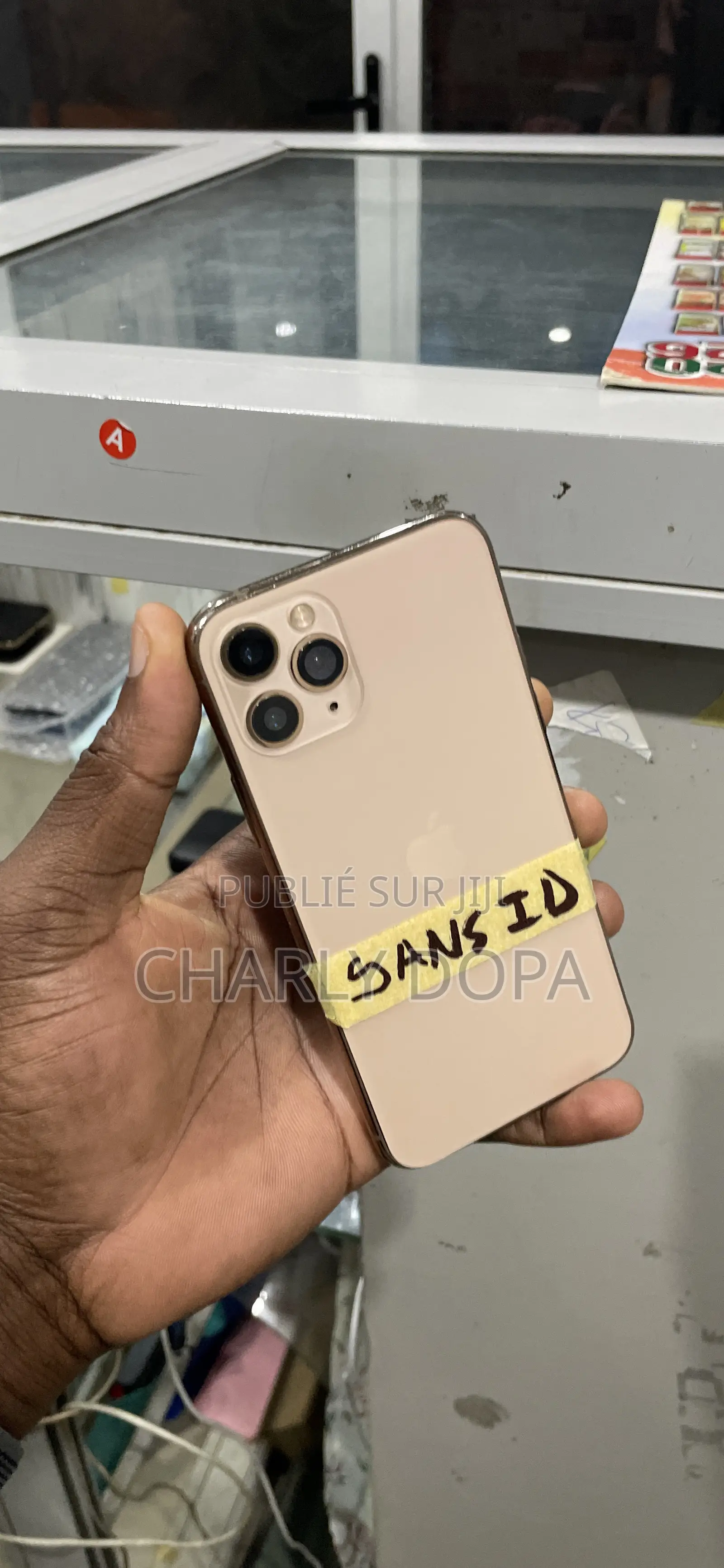 Apple iPhone 11 Pro 64 GB Doré