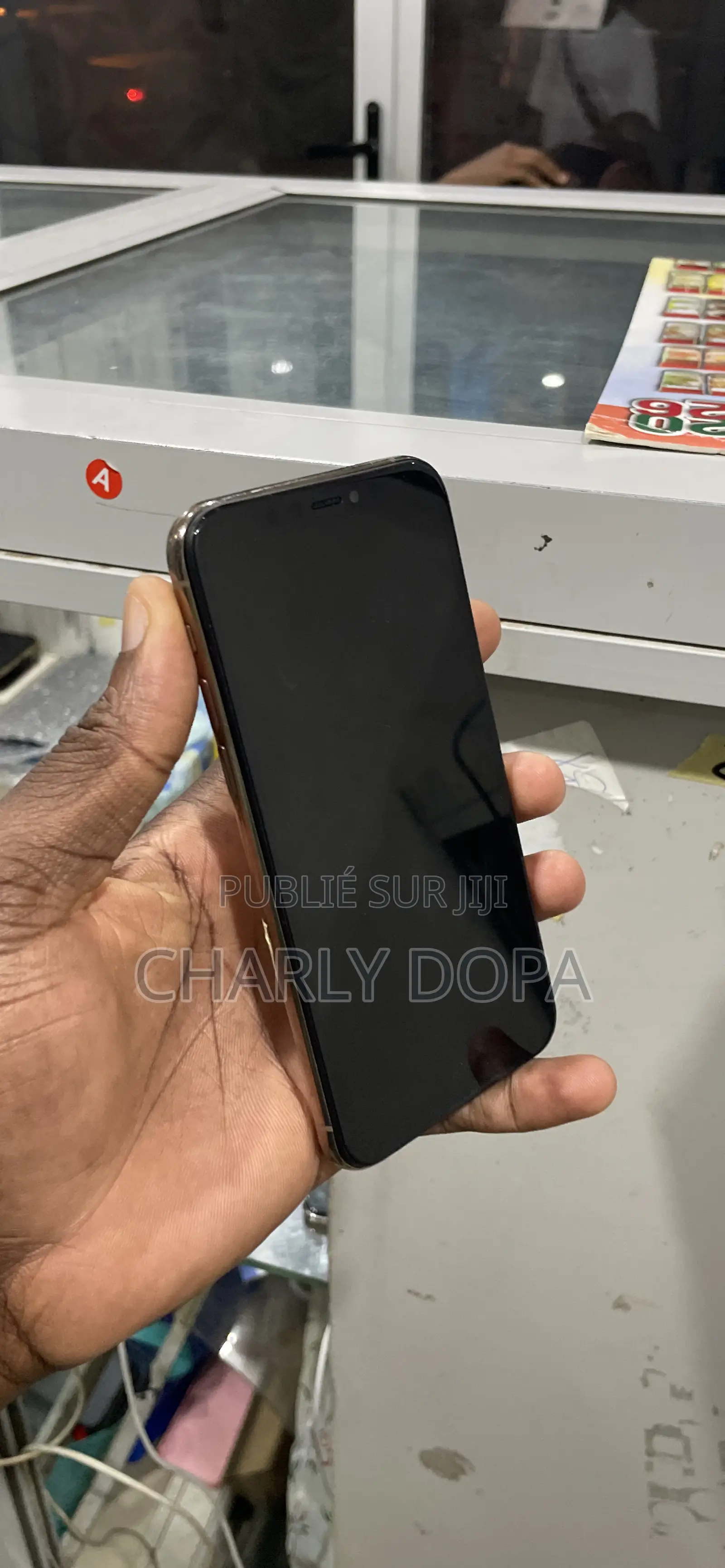 Apple iPhone 11 Pro 64 GB Doré