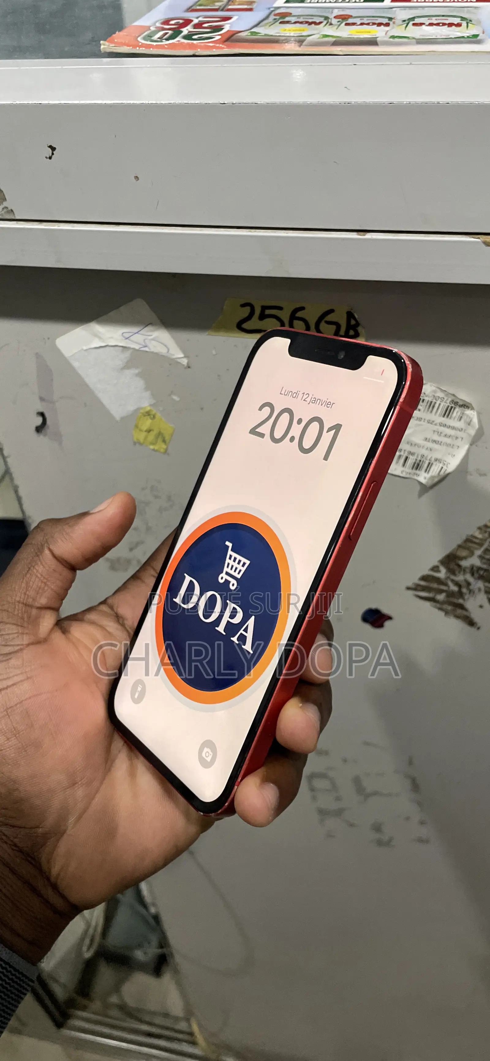 Apple iPhone 12 64 GB Rouge