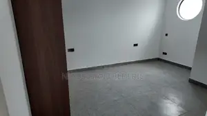 À Louer Bureau 350m2 À Marcory Sur Le Vge