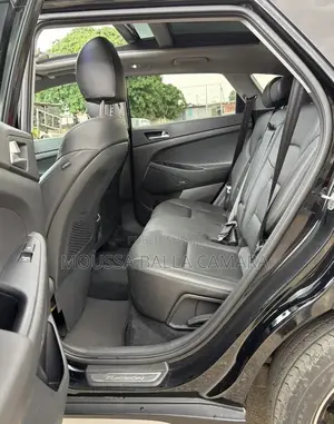 Hyundai Tucson Limited 2021 Black