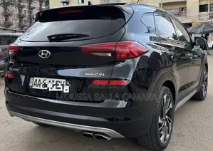 Hyundai Tucson Limited 2021 Black