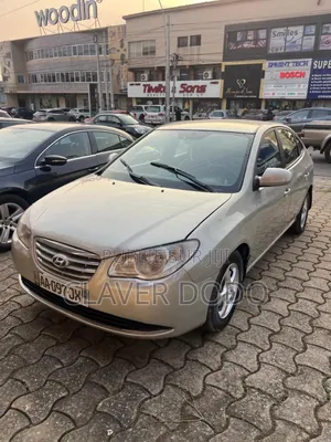Hyundai Elantra 2011 Gris