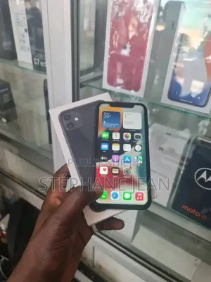 New Apple iPhone 11 128 GB Black