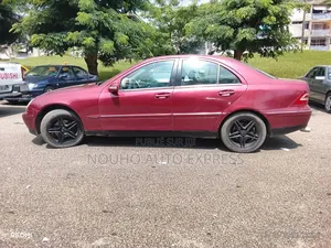 Mercedes-Benz C200 2004 Rouge