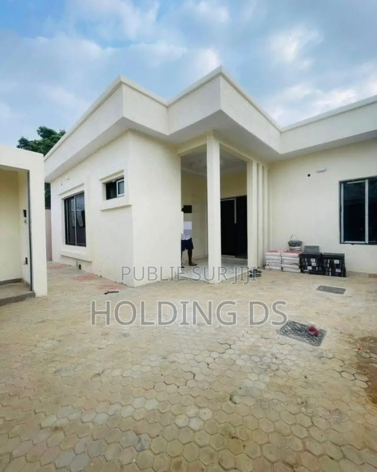 Furnished 3chbre Villa dans Achat Immobilière, Bingerville à Vendre