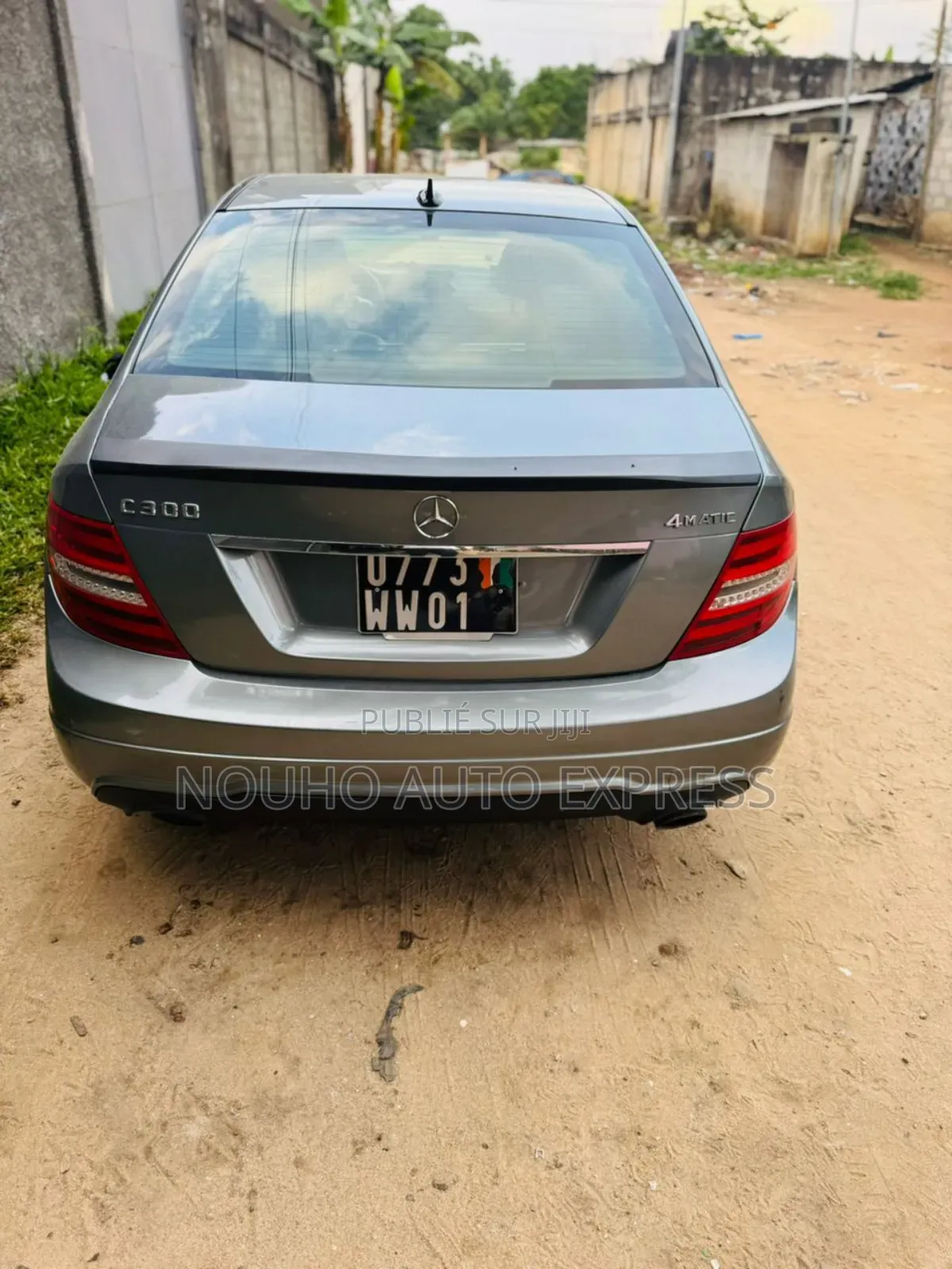 Mercedes-Benz C300 2014 Gris