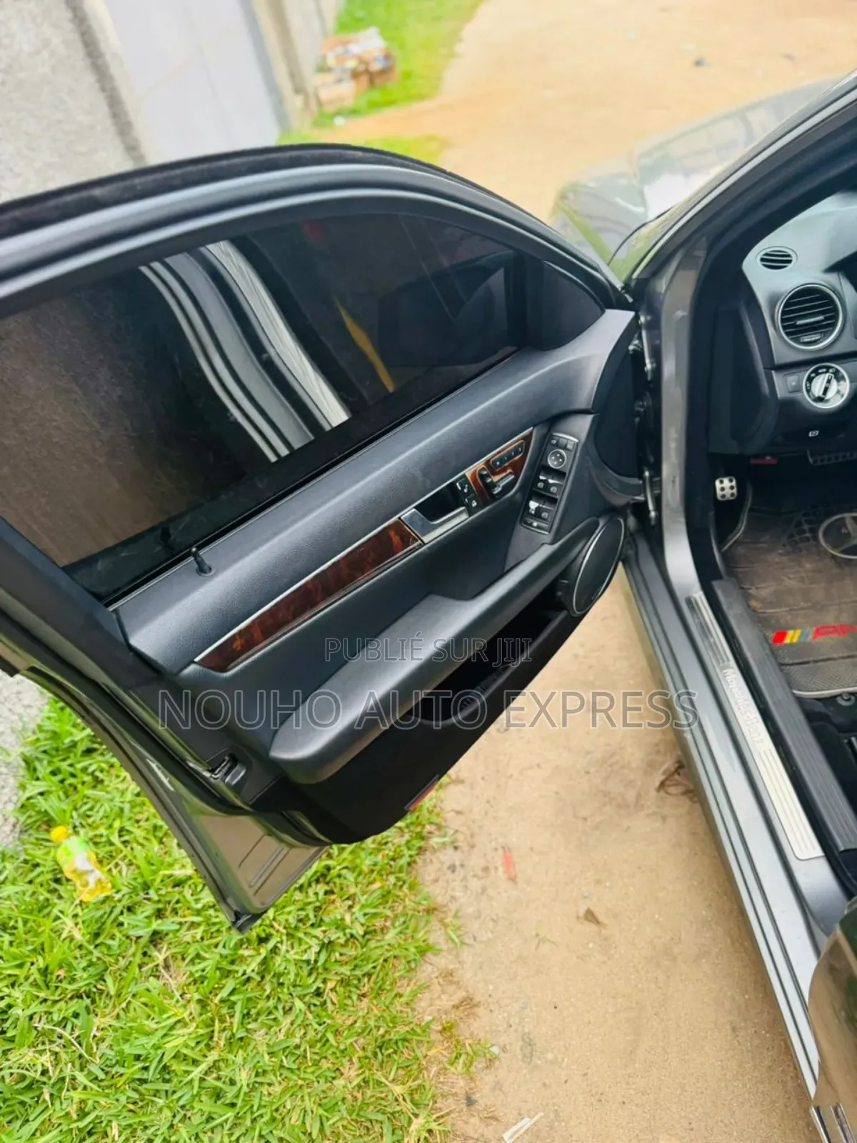 Mercedes-Benz C300 2014 Gris