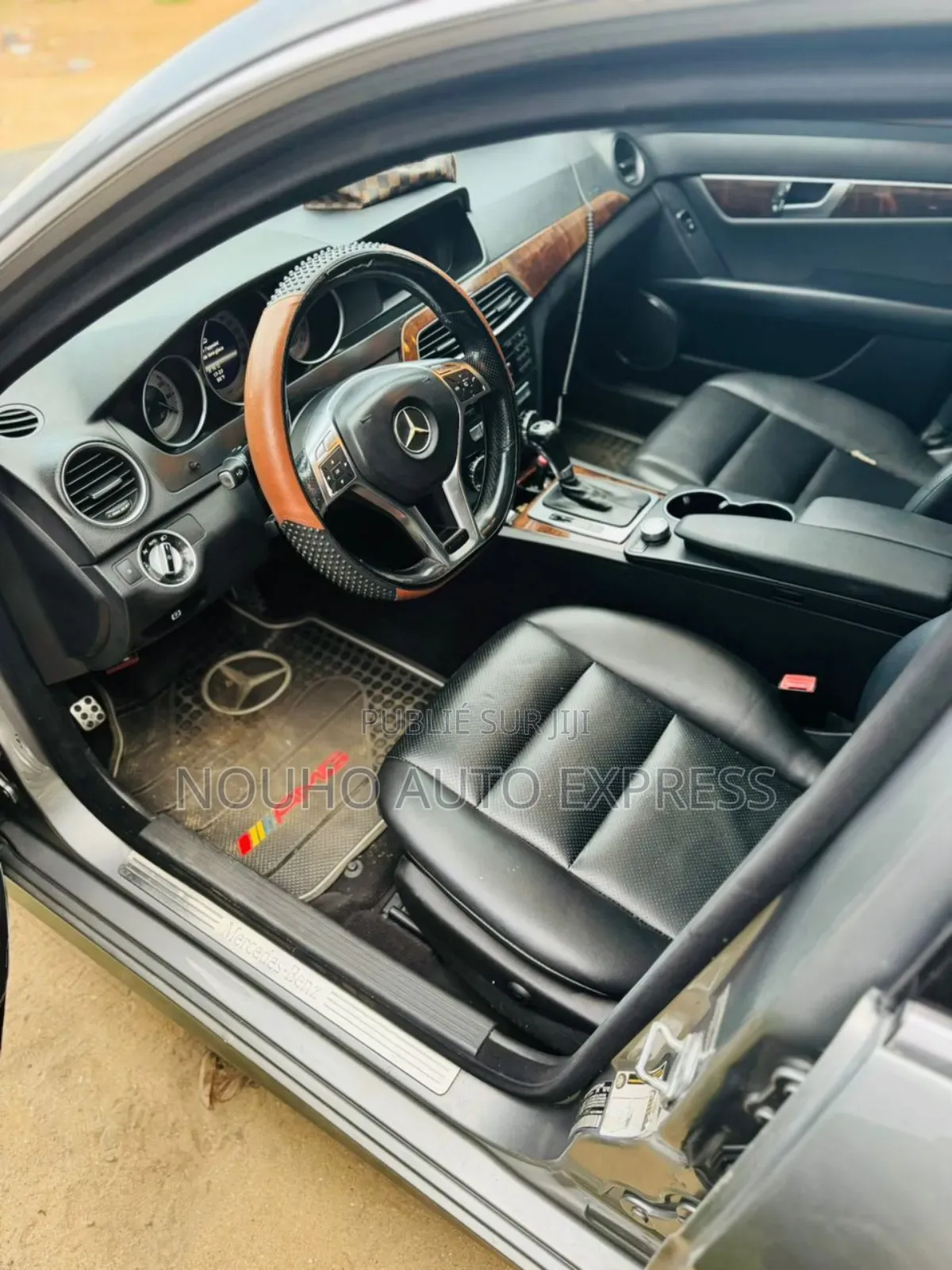 Mercedes-Benz C300 2014 Gris