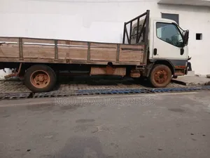 Mitsubishi Canter Anne