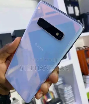 New Samsung Galaxy S10 128 GB Blue