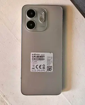 New Infinix Smart 10 128 GB Argenté