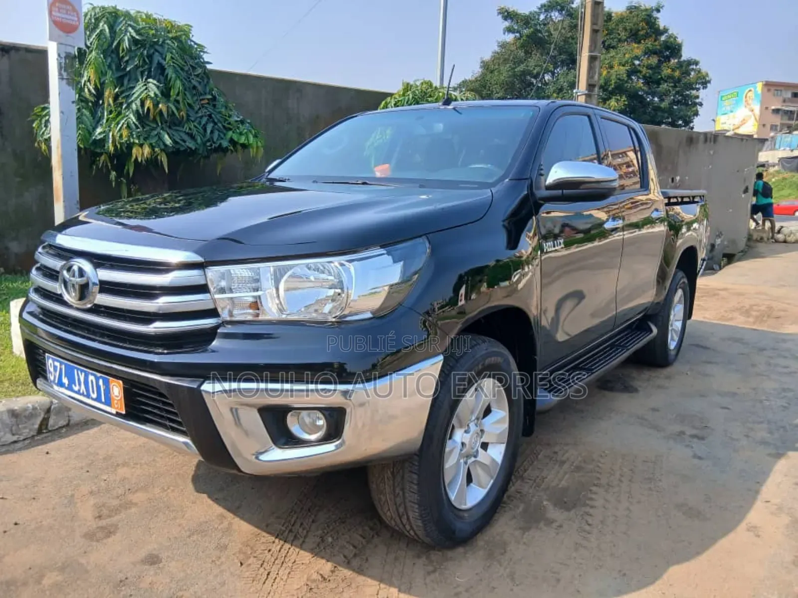 Toyota Hilux 2020 Black