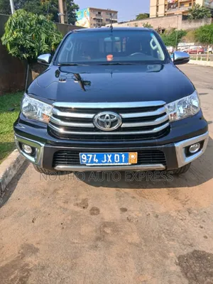 Toyota Hilux 2020 Black