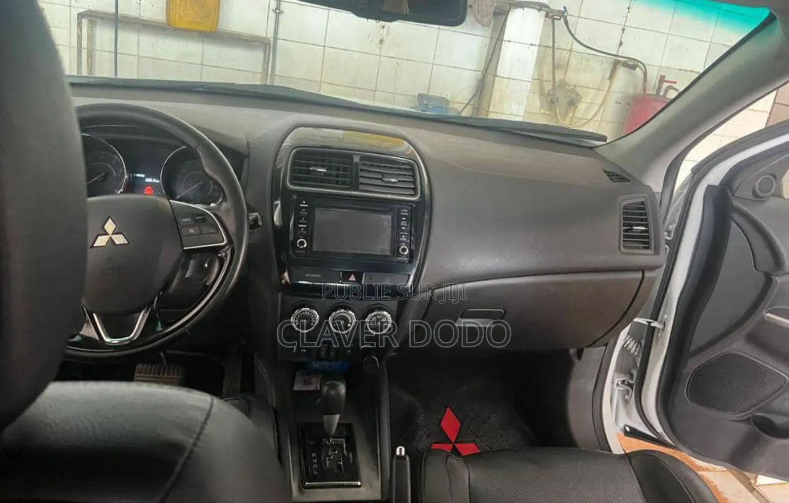 Mitsubishi Outlander 2019 Blanc