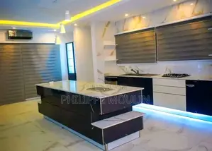 Furnished 4chbre Villa dans Élu Immobilier, Cocody à Vendre