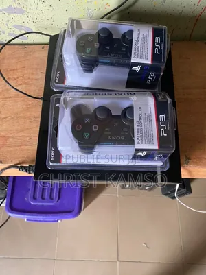 Ps3 Fat Avec 2 Manette