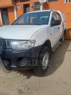 Mitsubishi L200 2015 Blanc