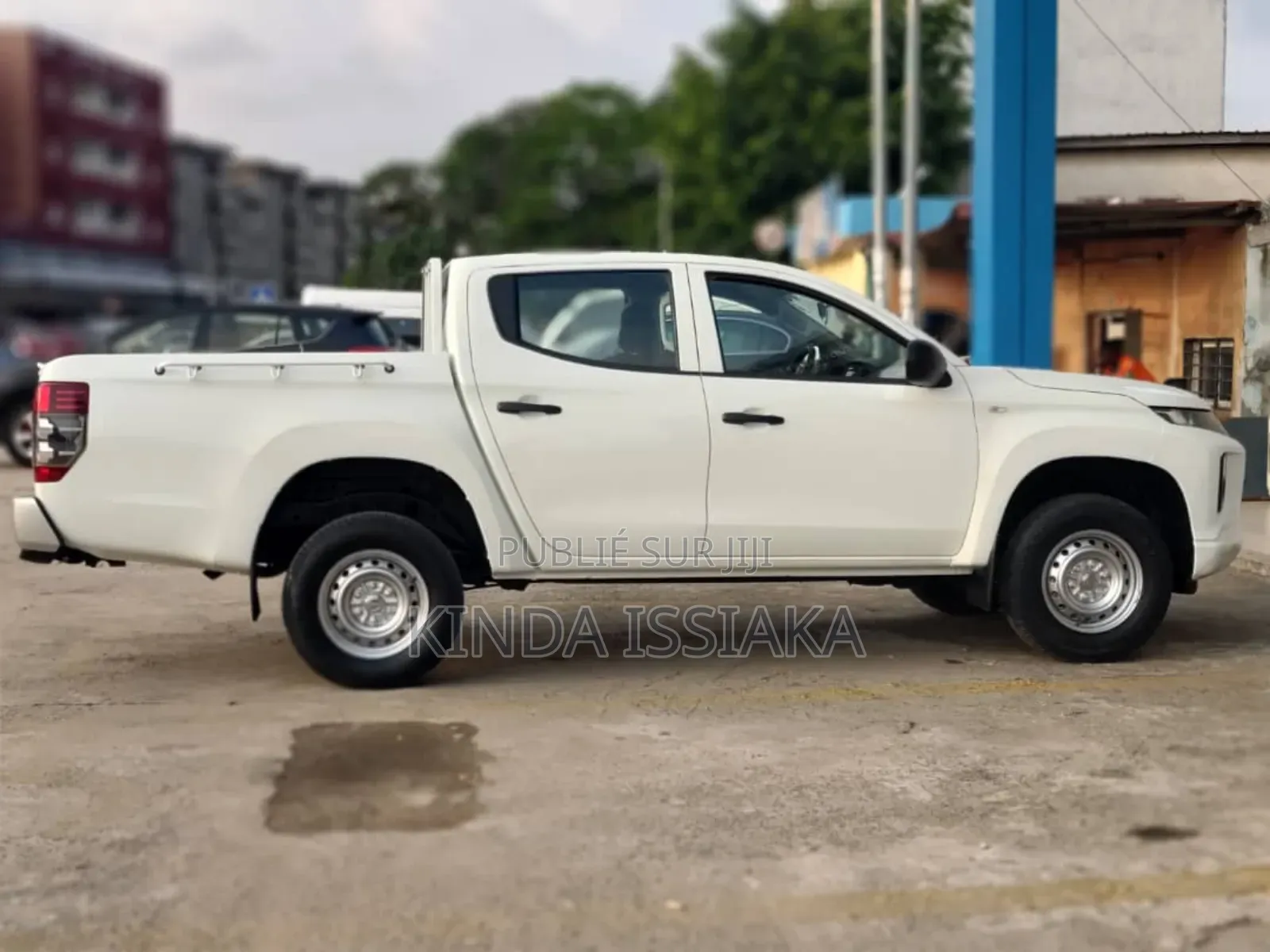 Mitsubishi L200 Double Cab 2.2 4WD 2021 Blanc cassé