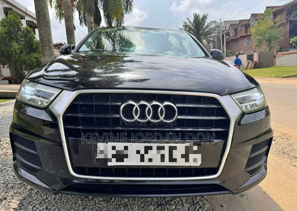 Audi Q3 2016 Noir Mat