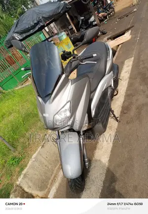 New Yamaha 2023 Gris