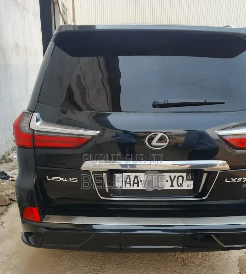 Lexus LX 2019 Black