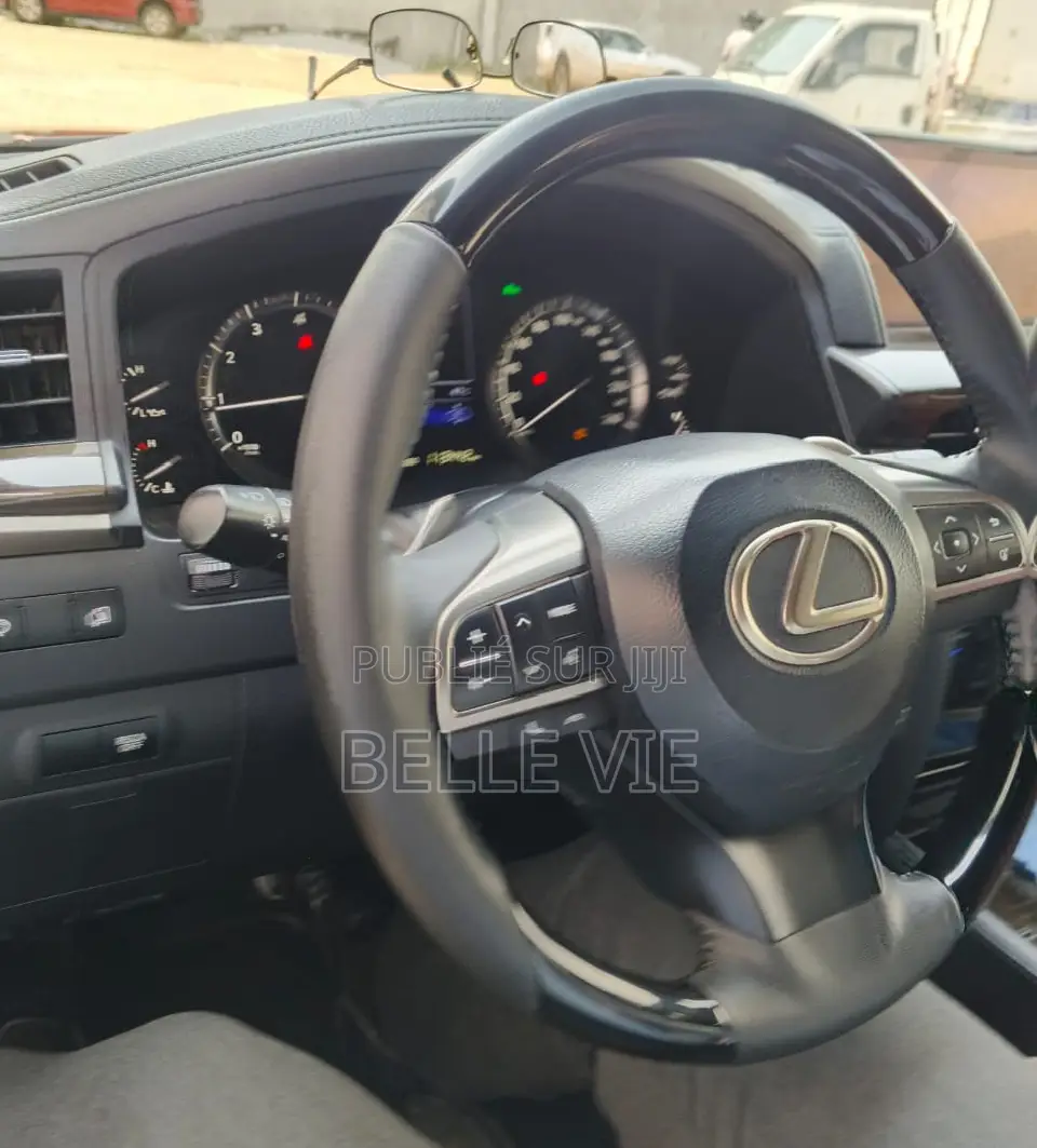 Lexus LX 2019 Black