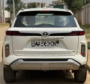 Toyota Urban Cruiser 2024 Blanc