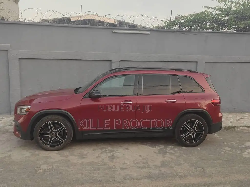 Mercedes-Benz GLB-Class GLB 250 4MATIC 2021 Rouge