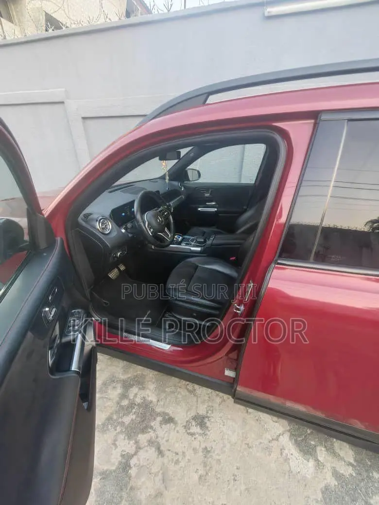 Mercedes-Benz GLB-Class GLB 250 4MATIC 2021 Rouge