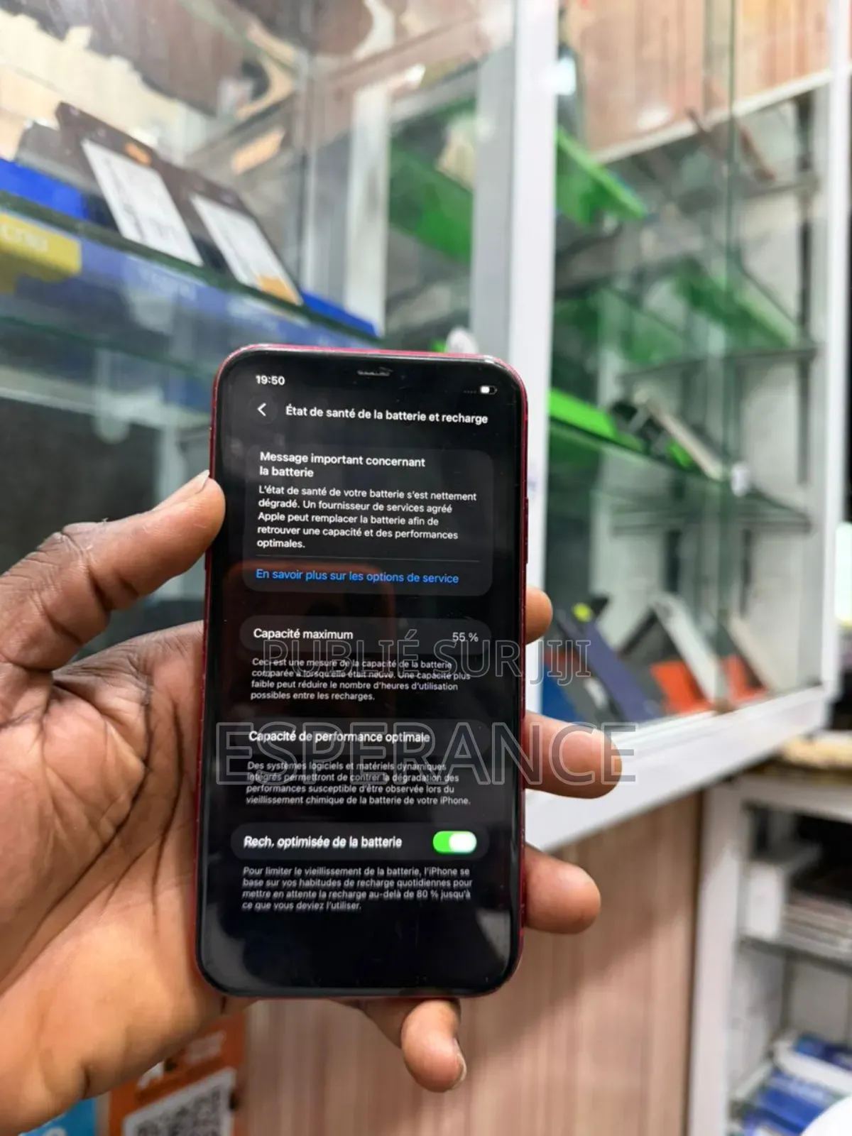 Apple iPhone 11 64 GB Rouge