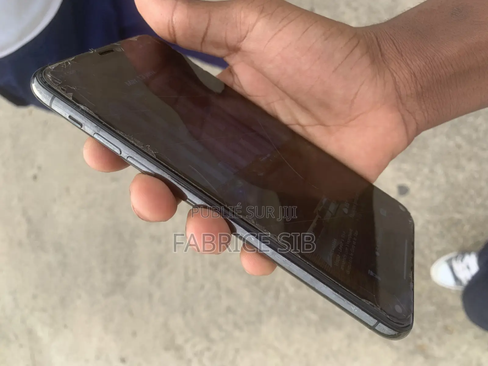 Apple iPhone 11 Pro Max 64 GB Noir