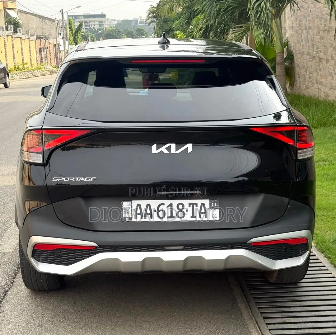 Kia Sportage EX AWD 2025 Noir Mat