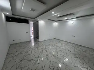 3chbre Villa dans Cocody à Louer