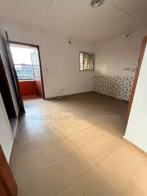 1chbre Appartement dans Cocody à Louer