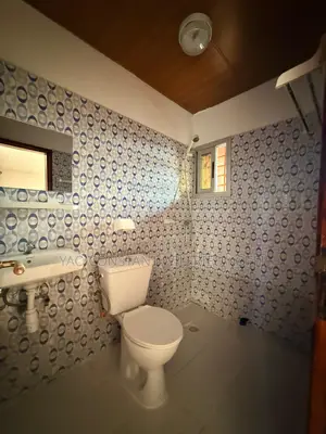 1chbre Appartement dans Cocody à Louer