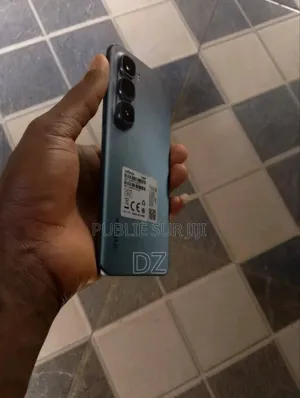 Infinix Hot 60 Pro+ 128 GB Gris