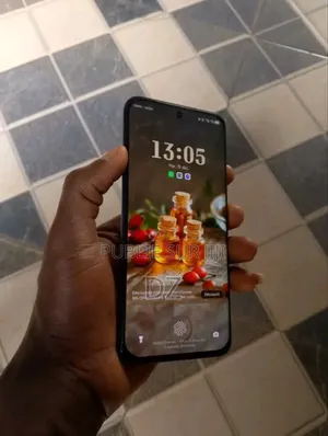 Infinix Hot 60 Pro+ 128 GB Gris