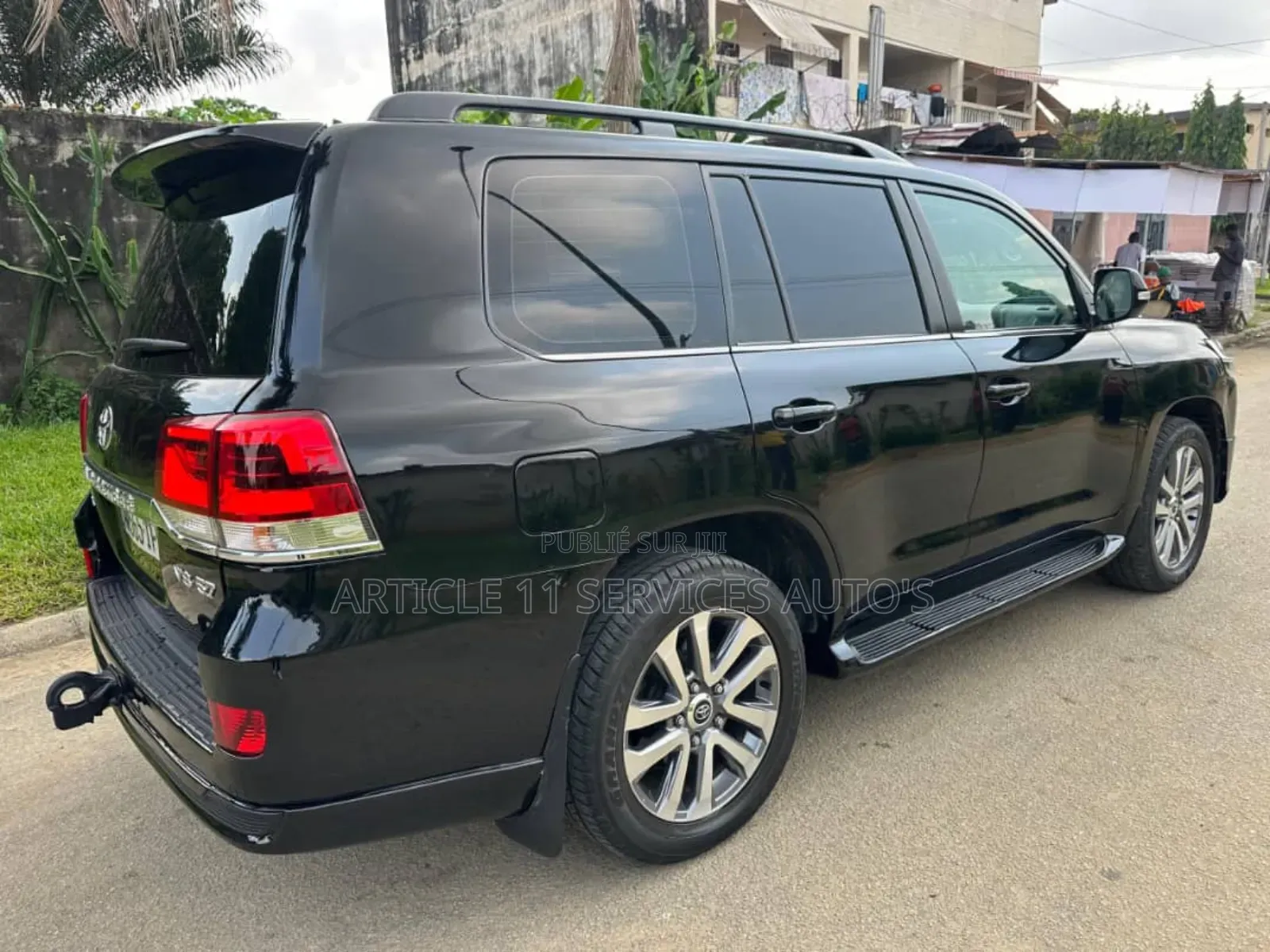 Toyota Land Cruiser 5.7 V8 VXR 2020 Black