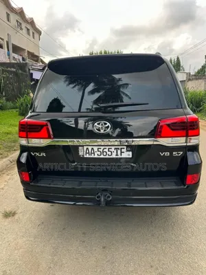 Toyota Land Cruiser 5.7 V8 VXR 2020 Black