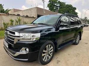 Toyota Land Cruiser 5.7 V8 VXR 2020 Black
