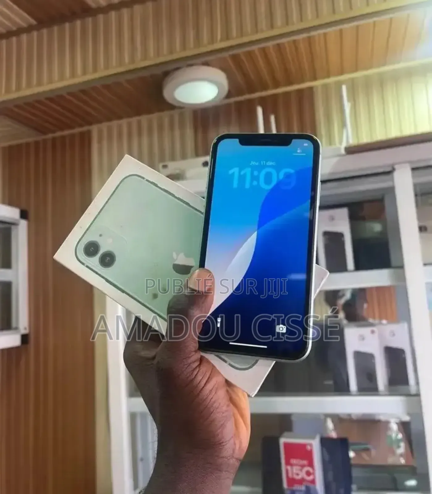 New Apple iPhone 11 128 GB Vert