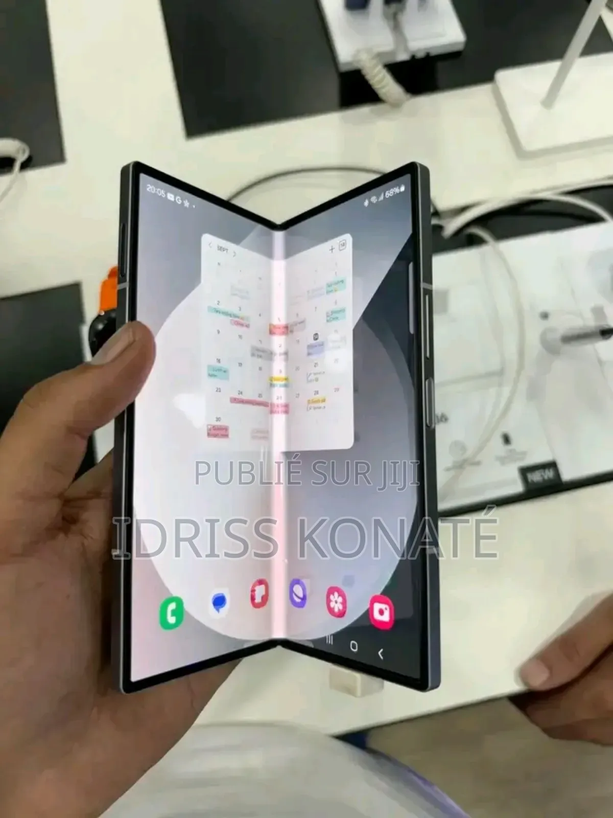 New Samsung Galaxy Z Fold 3 256 GB Black