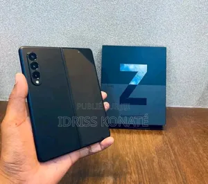 New Samsung Galaxy Z Fold 3 256 GB Black