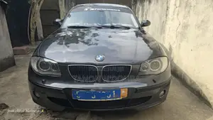 BMW 116i 2010 Gris