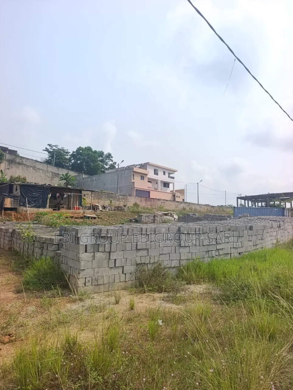 Terrain en Bordure Et Vue Lagunaire a 500 Milions