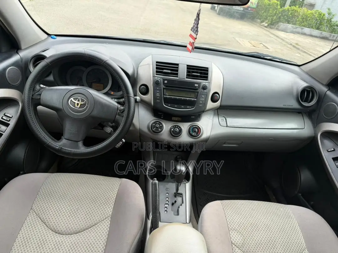 Toyota RAV4 2.0 VVT-i 2008 Gris