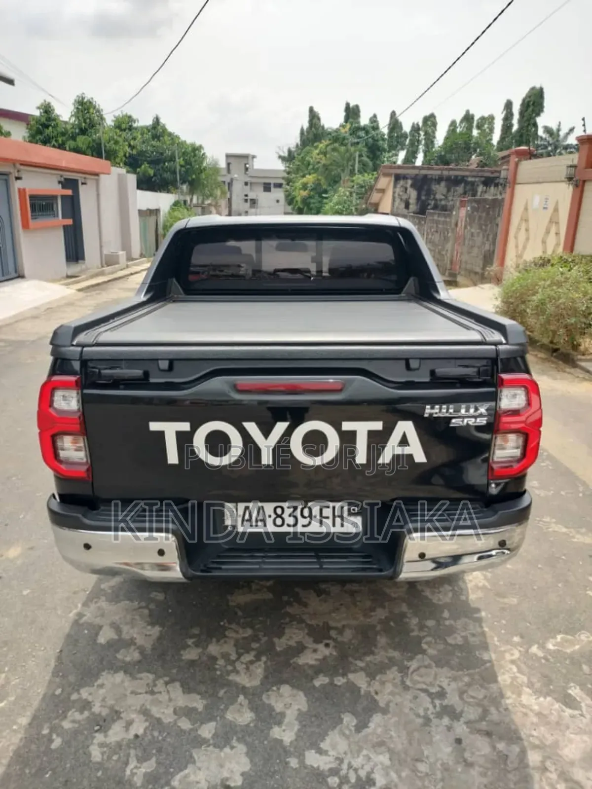Toyota Hilux 2024 Black